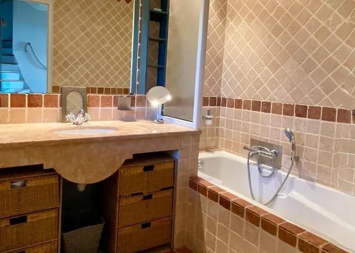 Villa Romarine - Vue Et Acces Crique - Agay