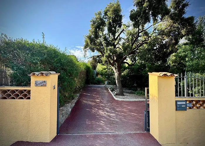 Villa Romarine - Vue Et Acces Crique - Agay Saint-Raphaël