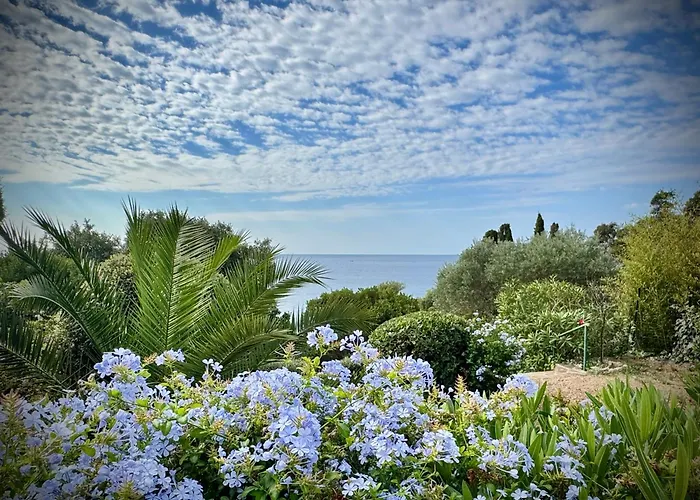 Villa Romarine - Vue Et Acces Crique - Agay